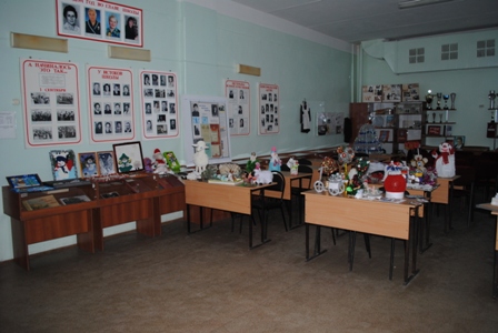 Подведены итоги школьного конкурса поделок